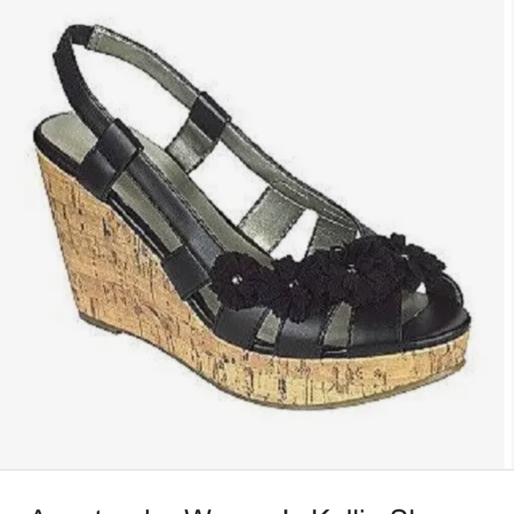 APOSTROPHE WEDGE SHOES